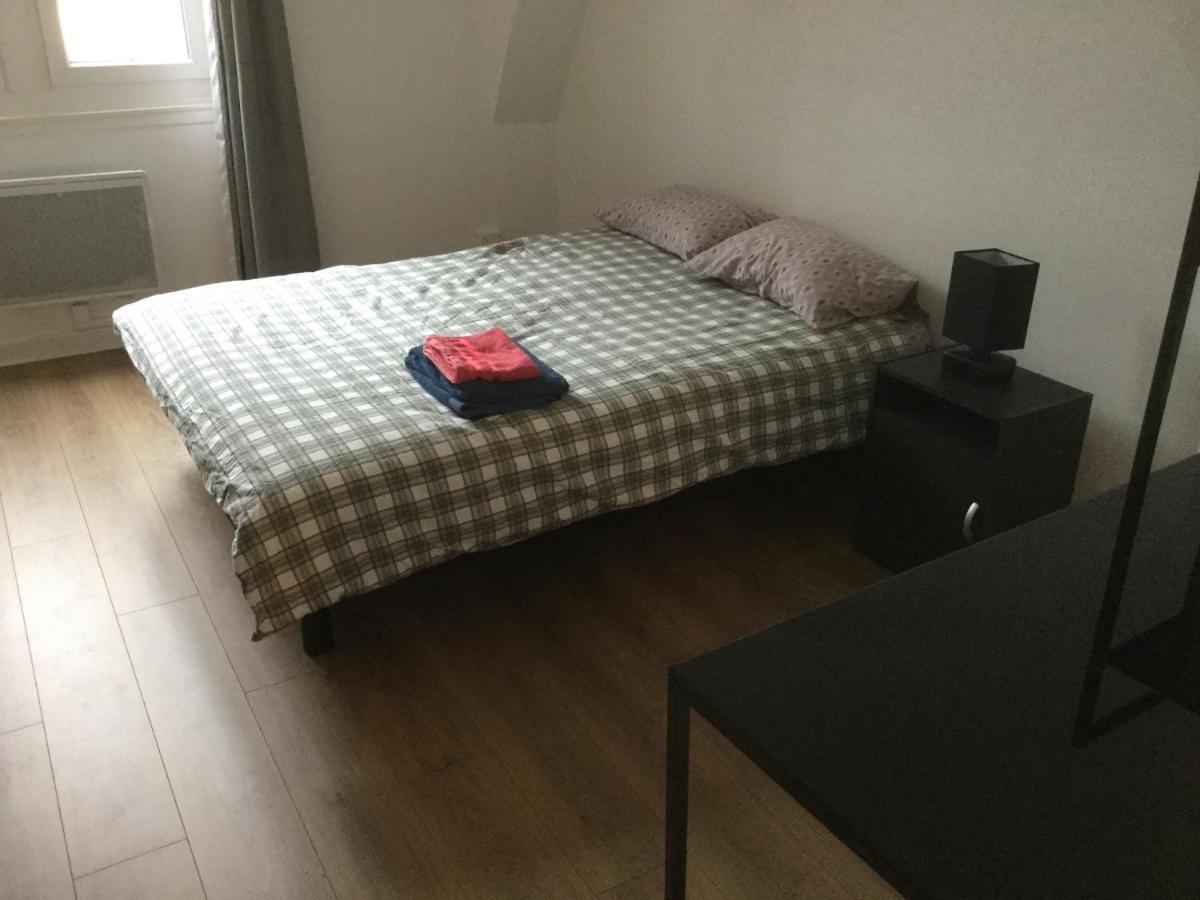 3 Chambres En Lit Double, 6 Personnes, Dans Appartement Entierement Renove, 70 M2 , Wifi,Climatisation, Tres Calme , Tout Equipe,Lit Bebe Клермон-Ферран Экстерьер фото